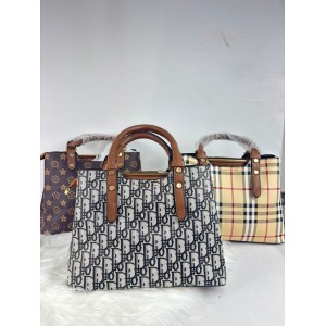 38BSS-38*CX80 BOLSA FEMININA COM ALÇA DE MÃO